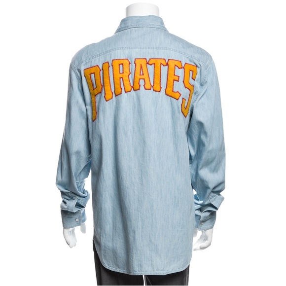 Gucci x MLB Graphic Print Pirates Denim Shirt in Light Blue Size XL New w/Tag - Picture 3 of 15